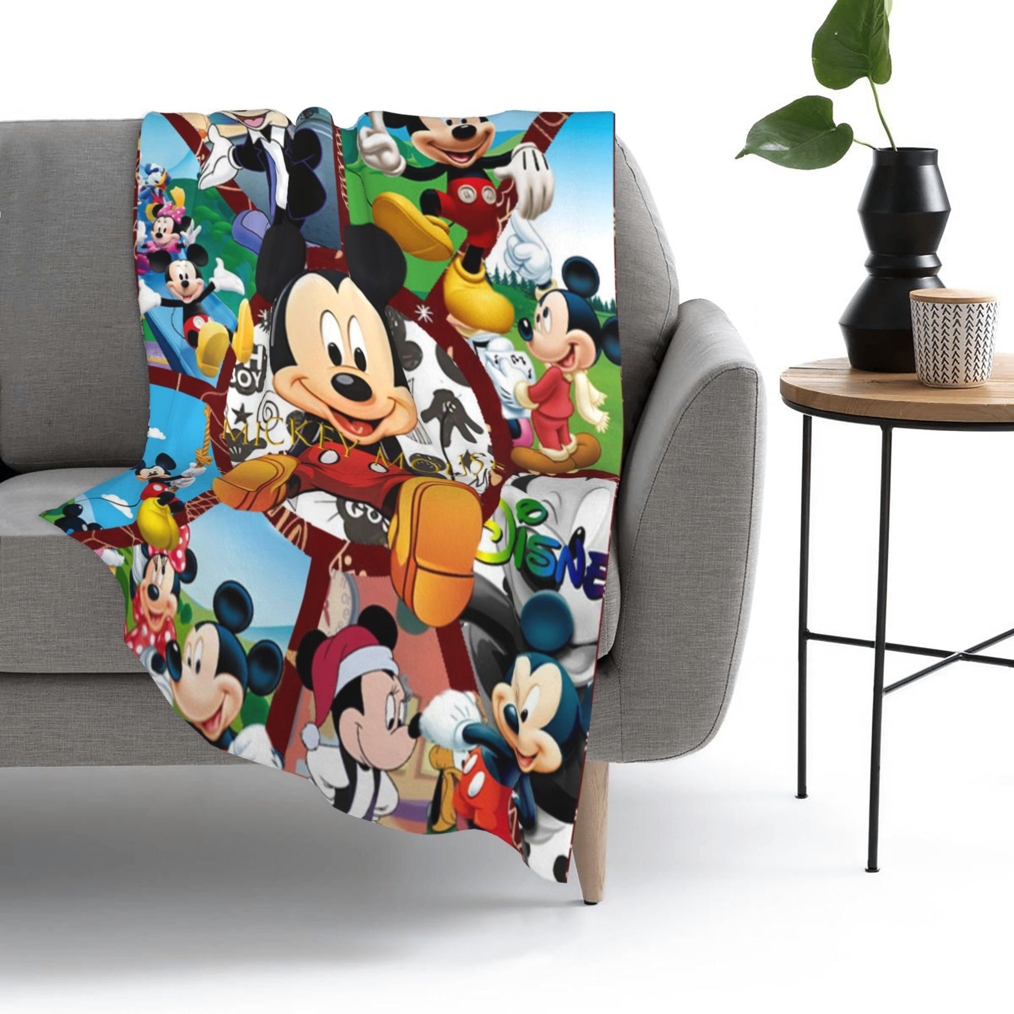 Mickey Mouse Blanket For Adultsnull