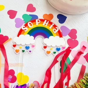 Décoration personnalisée de gâteau de nom de bébé d&#39;arc-en-ciel, dessus de gâteau