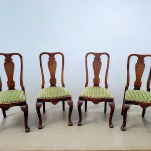Set of 4 Vintage French cottagge Dining Chairs – Antique Mahogany Wood with Carved Backs & Green Upholstered Seats - Queen Anne style