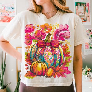 Fleurs d&#39;automne citrouilles Png, Sublimation de chemise d&#39;automne florale bohème, ambiance girly d&#39;automne Png, coup de pinceau automne preppy Png, saison citrouille rose Png