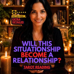 Può includere: Un servizio di lettura dei tarocchi con il testo: 5.0, FAST DELIVERY, EXTRA DETAILED, WILL THIS SITUATIONSHIP BECOME A RELATIONSHIP?, TAROT READING. L'immagine mostra una persona dai capelli scuri con un top nero, una candela e un cristallo.