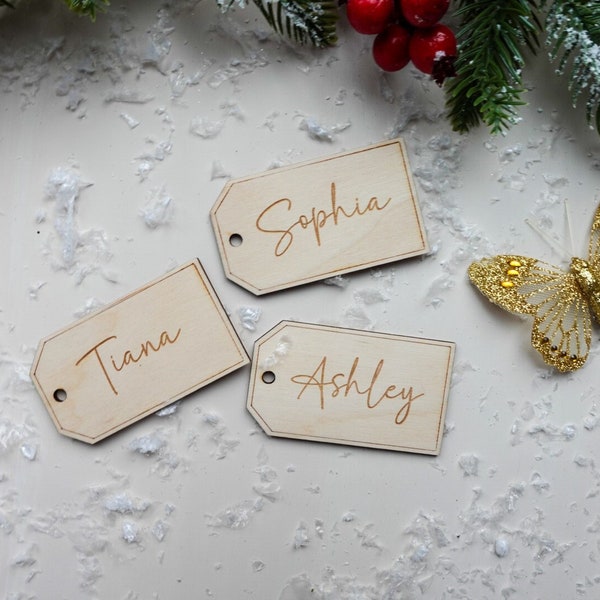 Personalisierter Namen Geschenkanhänger Laser graviert und geschnitten Namensschild für Weihnachtsgeschenke Moderne Namensschilder