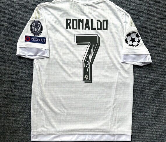Real Madrid: La camiseta de Cristiano Ronaldo se vende pero