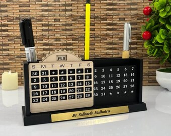 Engraved Pen Holder, Personalized Pen Holder, Pen Holder, Holiday Gift, Office Party, Father's Day, Graduation,Rotating pen stand