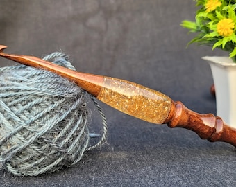 Handgefertigte Palisander Häkelnadel: Glitzer Harz, Ergonomische Stricknadel