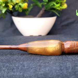 Epoxy Crochet Hook Resin and Rosewood mix crochet hook Ergonomic Handle Set Of 7 - Soft Handle Craft Yarn Weave Best Gift- Size 3mm to 12mm