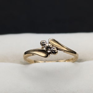 10k Yellow Gold Triple Diamond Ring. 10k Bypass Setting Diamond Ring. 10k Three Stone Diamond Ring. 10k Diamond Engagement Ring.