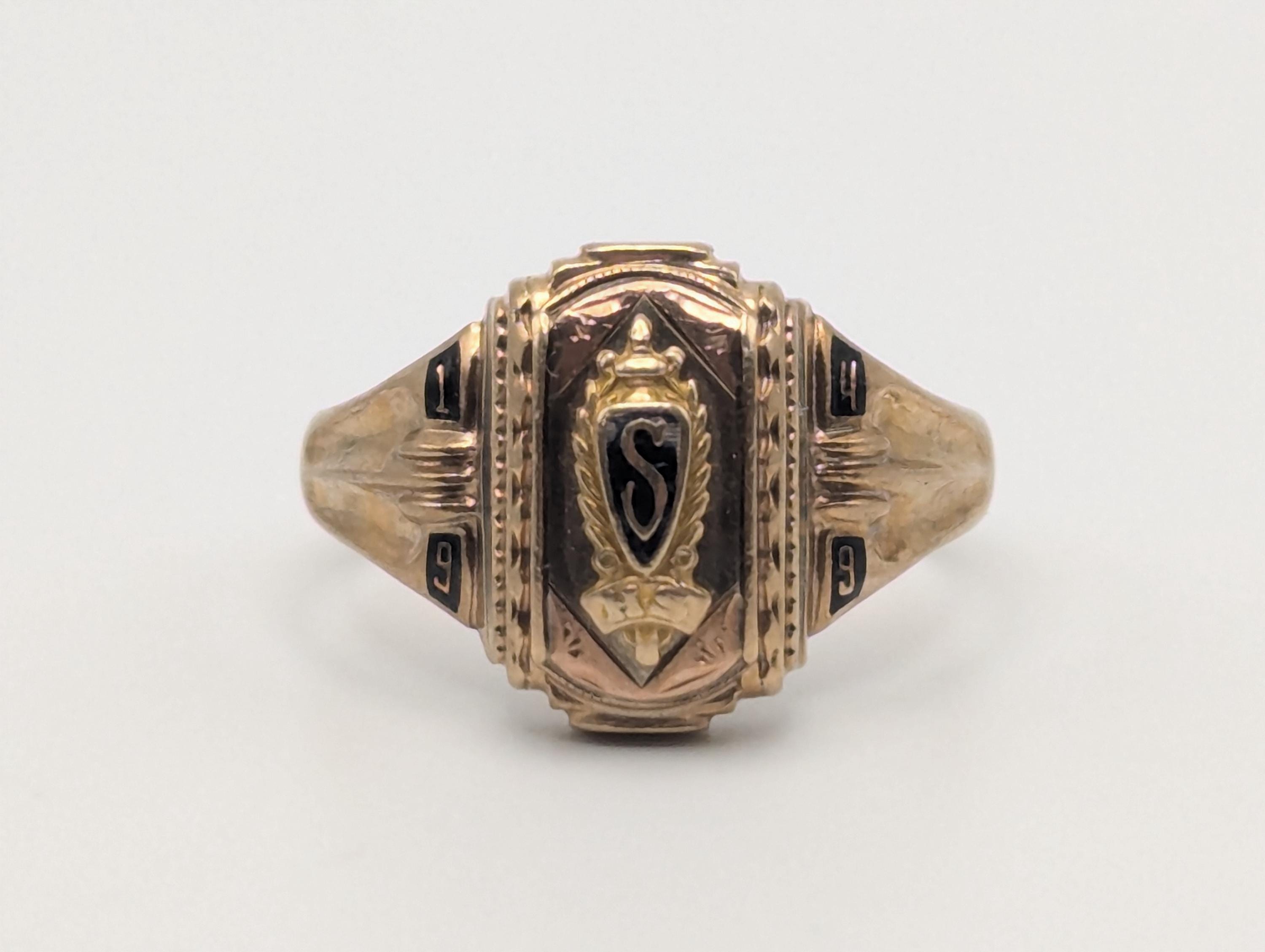 Antique Class Ring - Etsy