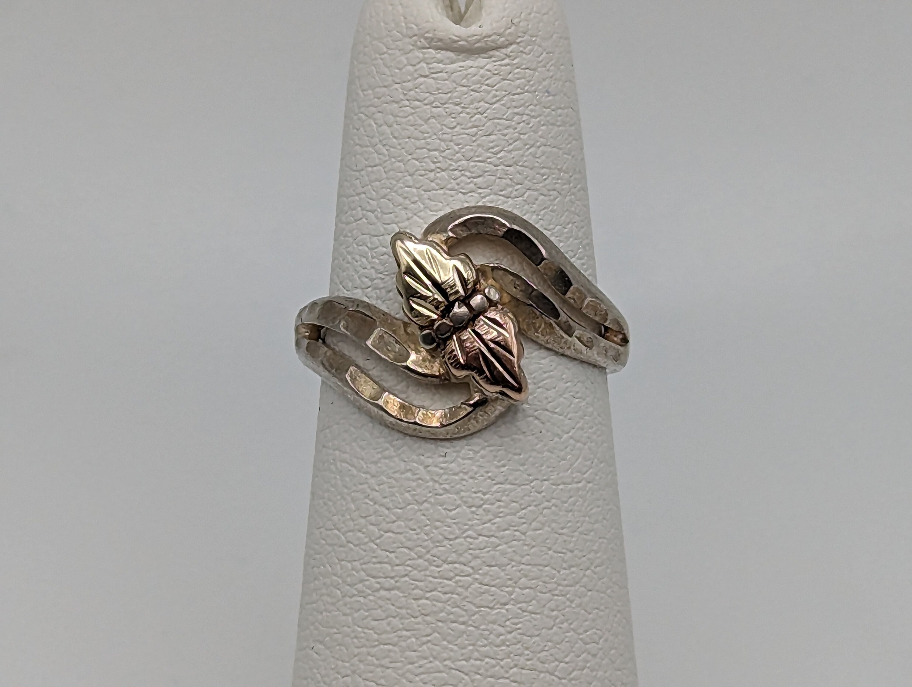 10k 12k Sterling Silver Leaf Black Hills Gold Promise Ring 10k 12k Sterling Silver Leaf Black Hills Gold Promise Ring