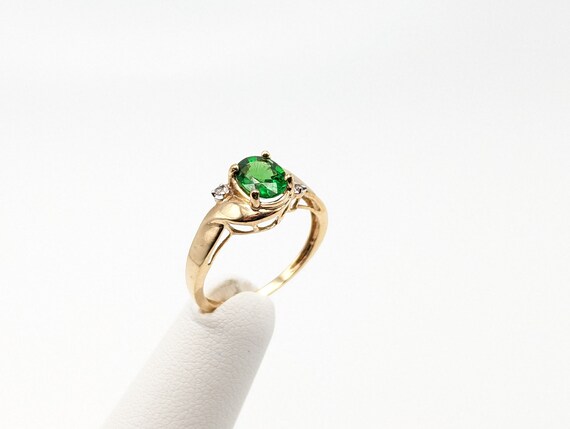 Vintage Green Spinal 10k Diamond Ring. 10k Spinal… - image 2
