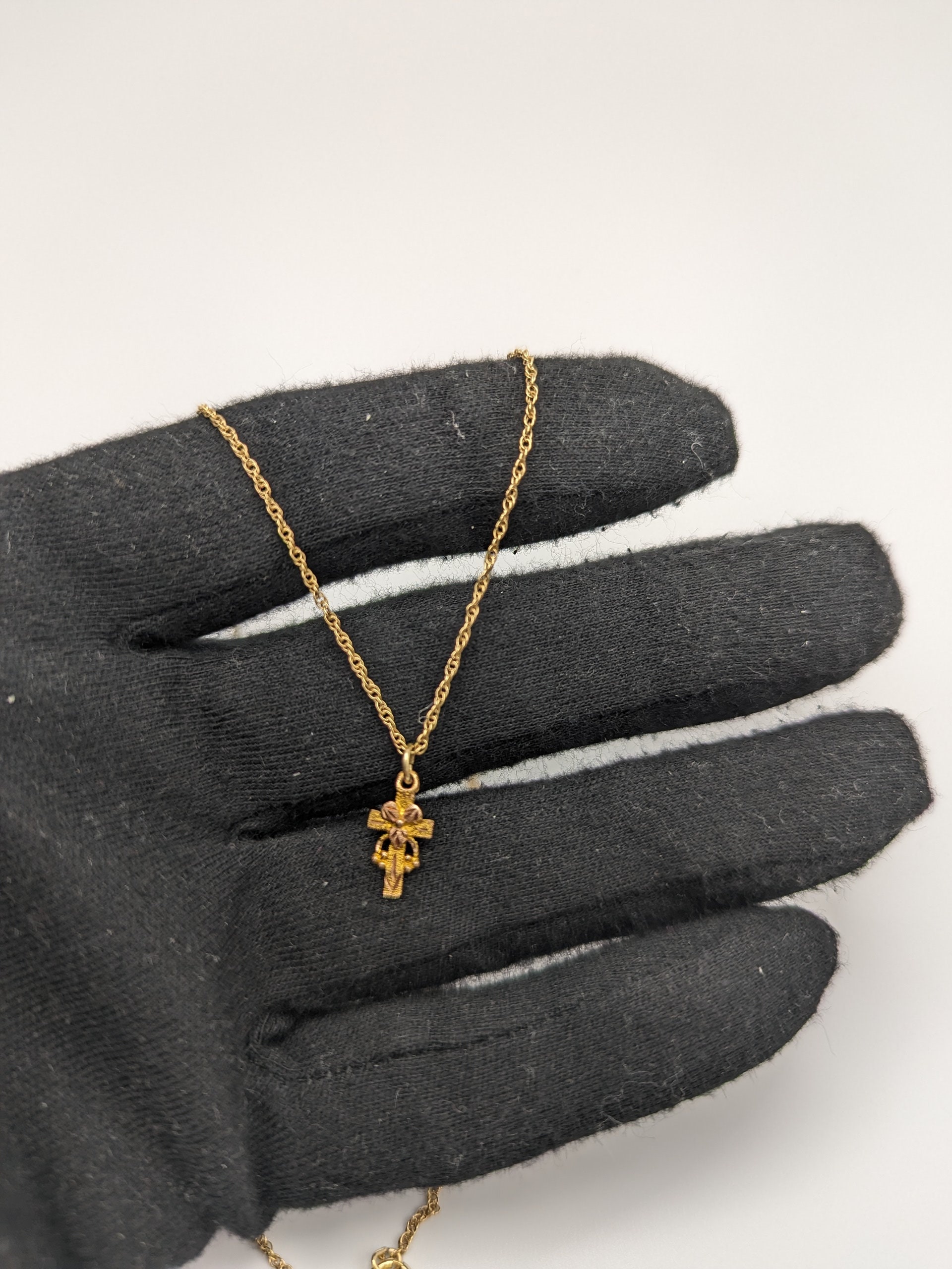 10k 12k Black Hills Gold Pendant W 14k GF Chain BHG Leaf