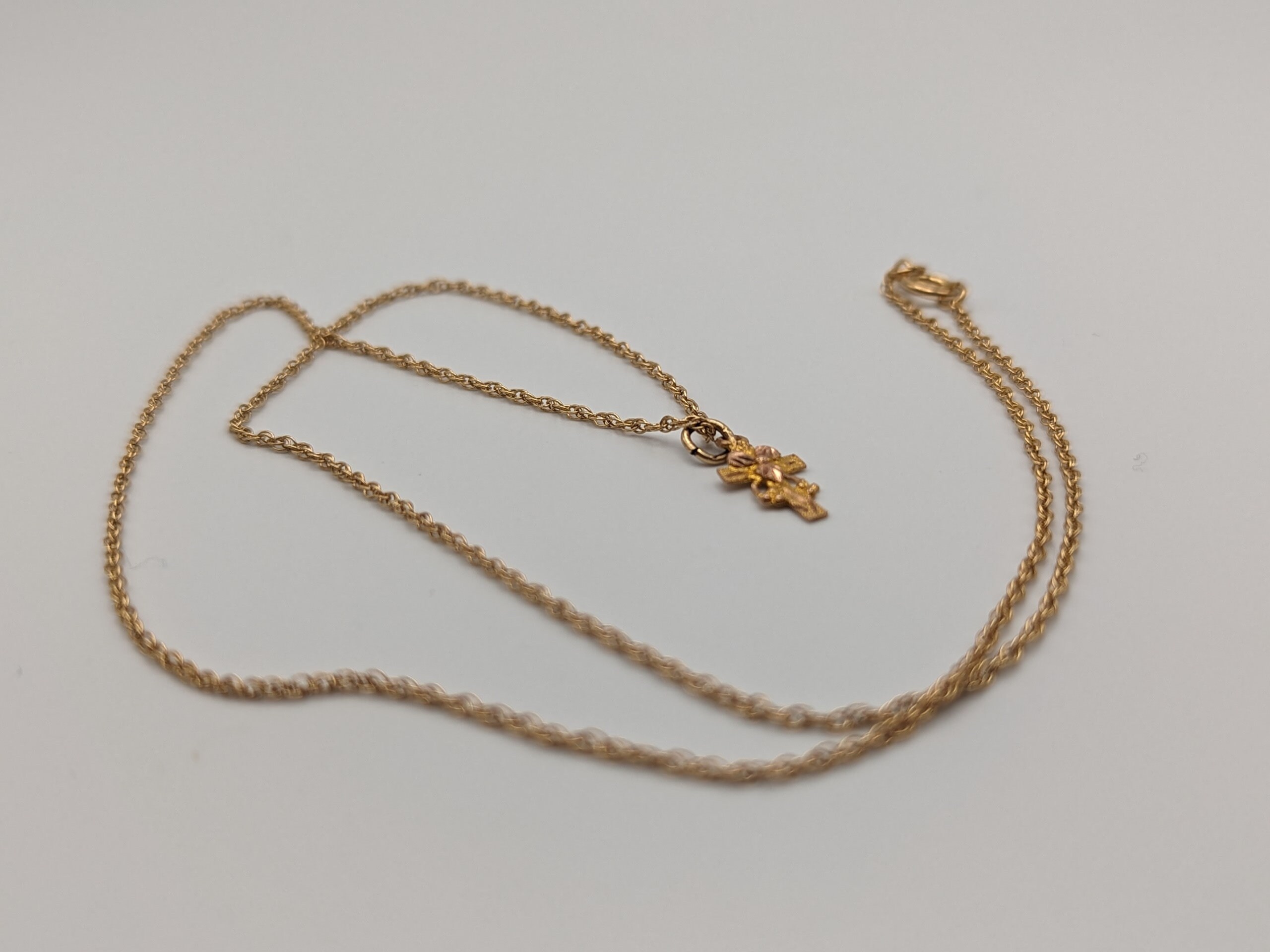 10k 12k Black Hills Gold Pendant W 14k GF Chain BHG Leaf