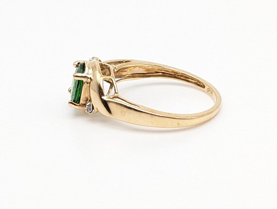 Vintage Green Spinal 10k Diamond Ring. 10k Spinal… - image 6