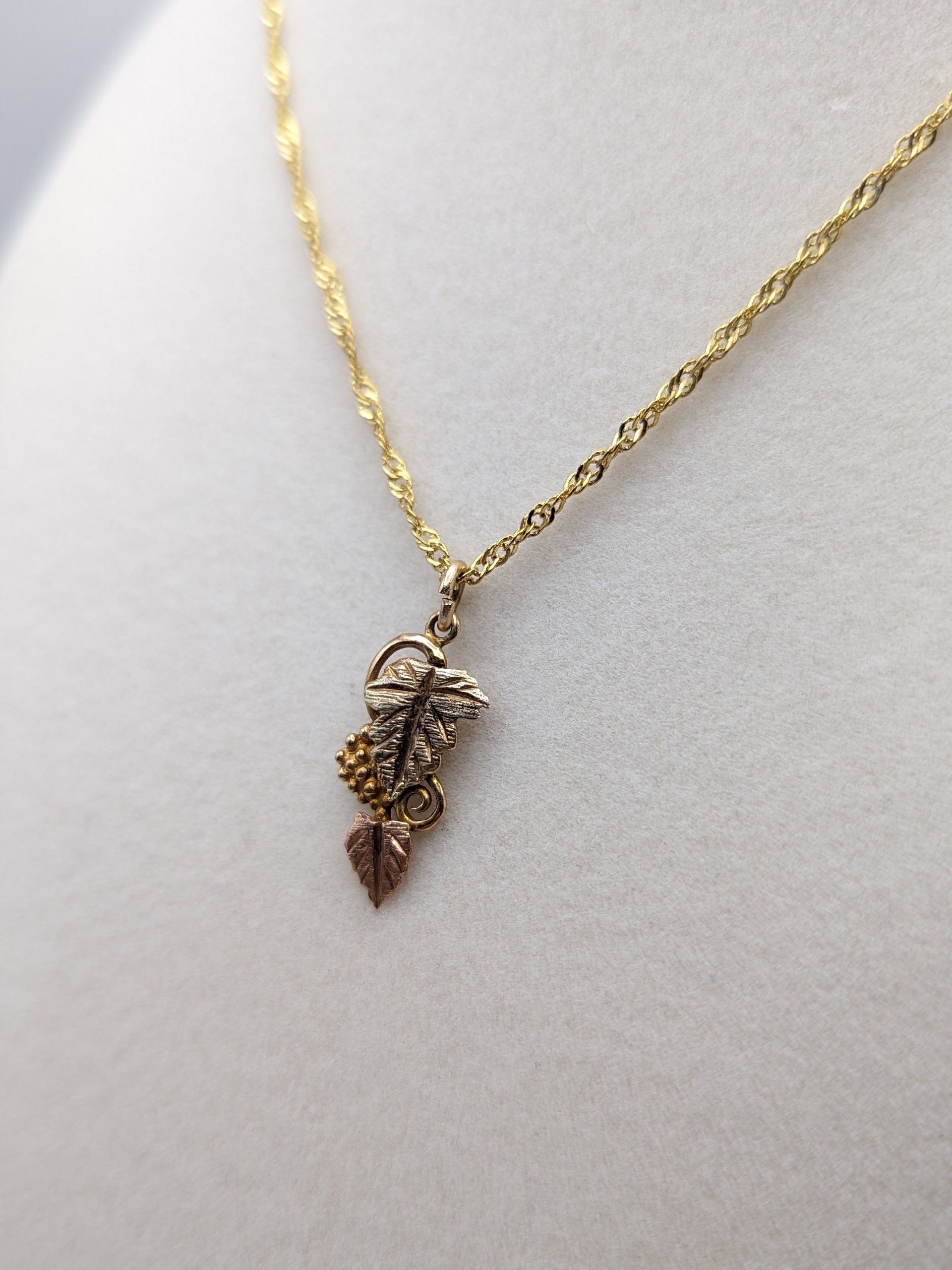 Vintage 10k Black Hills Gold Leaf Vine Pendant, 18k GF Chain - Etsy