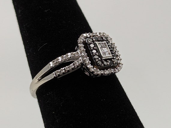 14k White Gold Double Band Black Diamond Halo Eng… - image 4