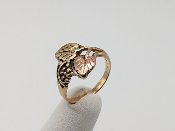 Black Hills Gold Ring. 10k Multi-tone Gold Black … - image 8