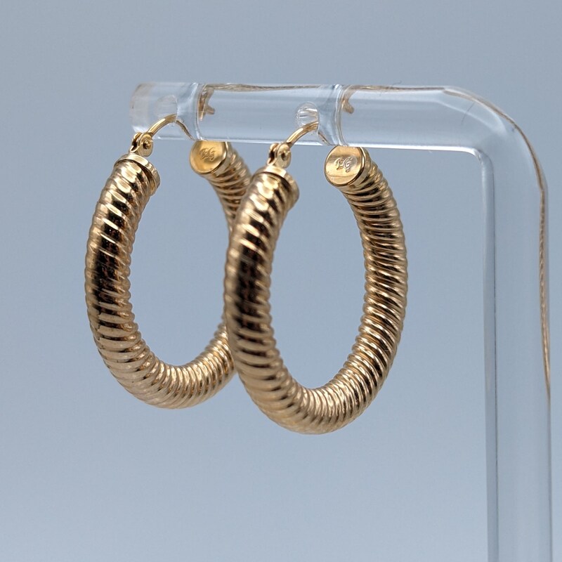 Single Golden Ribbon Hoop Earring 14K
