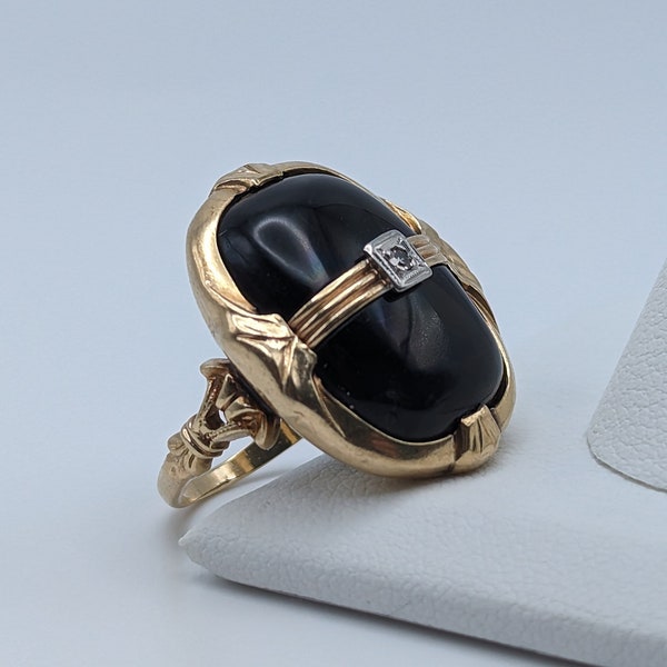 Vintage 5.5gr Gold 10k Cabichon Black Onyx Diamond Ring Black Onyx Diamond Ring. 10k Vintage Diamond Onyx Signet Ring