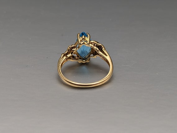 Vintage 14k 1.5ct Swiss Blue Topaz Diamond Ring. … - image 6