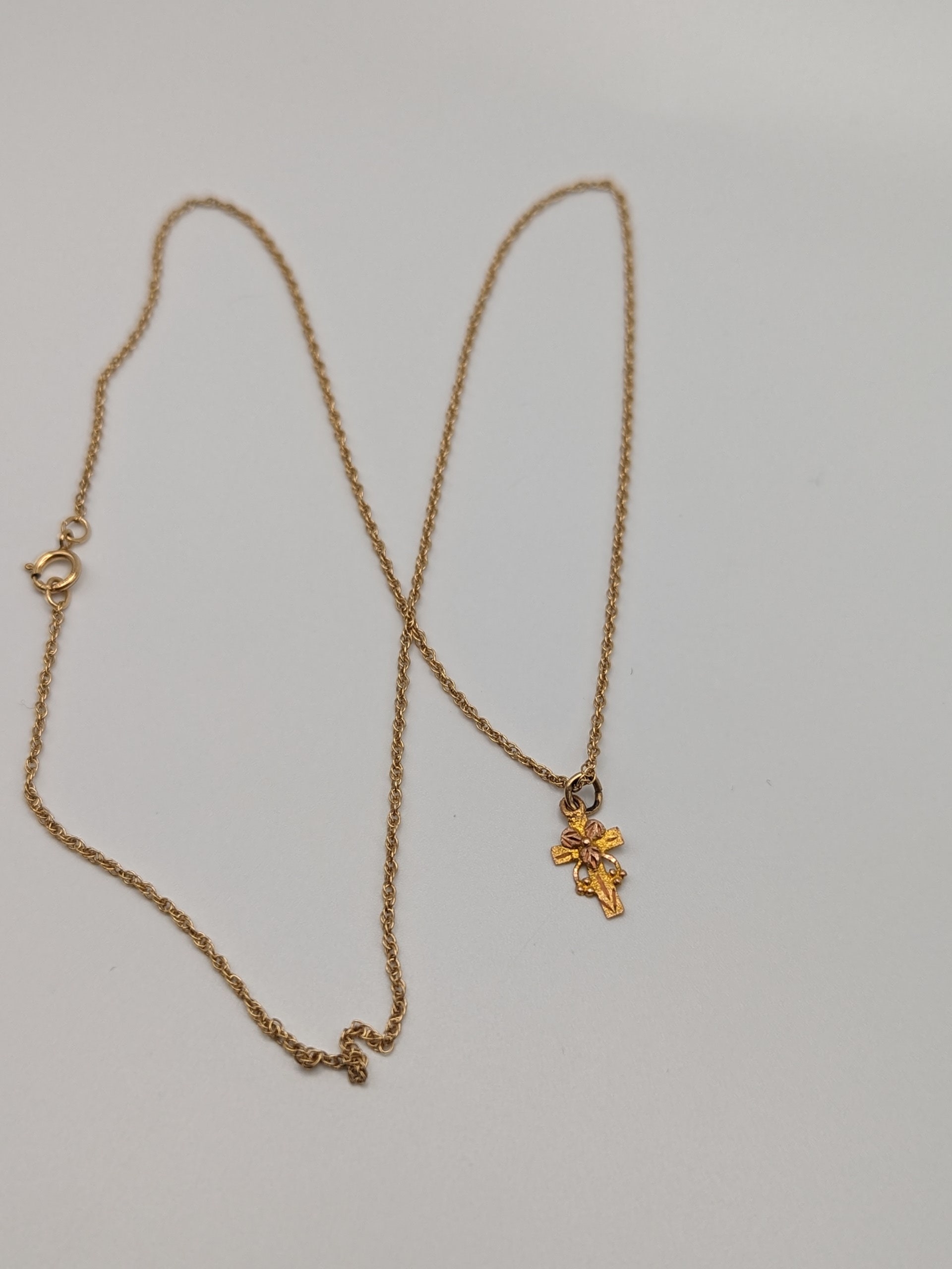 10k 12k Black Hills Gold Pendant W 14k GF Chain BHG Leaf