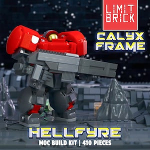 Könnte beinhalten: Ein Limit Brick Calyx Frame Hellfyre MOC Bausatz mit einer rot-dunkelgrauen Roboterfigur, die einen großen grauen Blaster hält. Die Figur hat ein goldenes Visier und besteht aus 410 Teilen. Der Text auf dem Bild lautet Limit Brick Calyx Frame Hellfyre MOC Build Kit 410 Pieces.