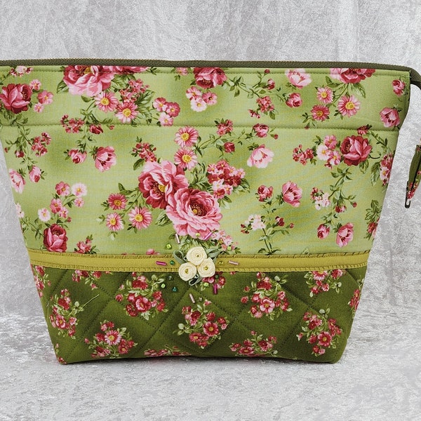 Grande trousse de toilette vanity "Fleurs vertes" shabby avec anse de transport,cadeau de Noël, anniversaire, fête des mères, Saint Valentin