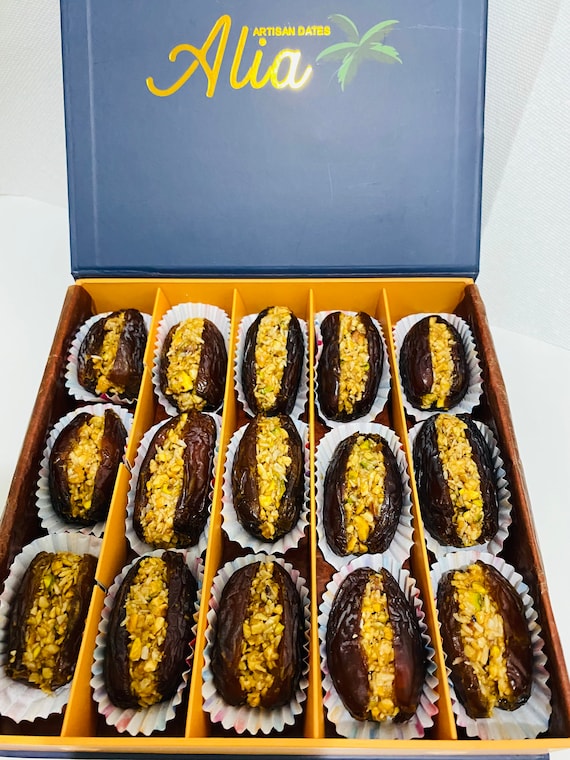 Medjool Dates stuffed with assorted mixed nuts ,energy food, Pre-workout snack, Non-GMO, rich in fiber,(15 Pcs),The Best Gift For Loved Ones