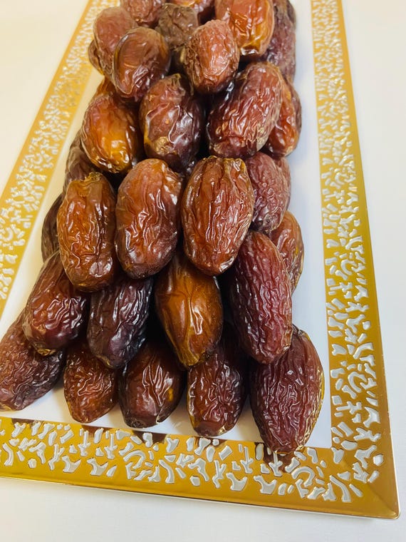 Authentic Palestinian Medjool Dates (2 lb) - Fresh Harvest, Rich Flavor, Large, Soft Texture, Naturally Sweet, Perfect for Snacking