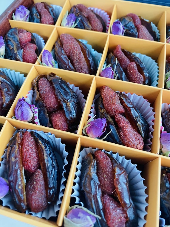 Medjool Dates Stuffed with Dried Strawberries, Vegan, Soft Dates, High in Fiber, (16 Pieces), Gluten Free, Best Gift for Loved Ones.