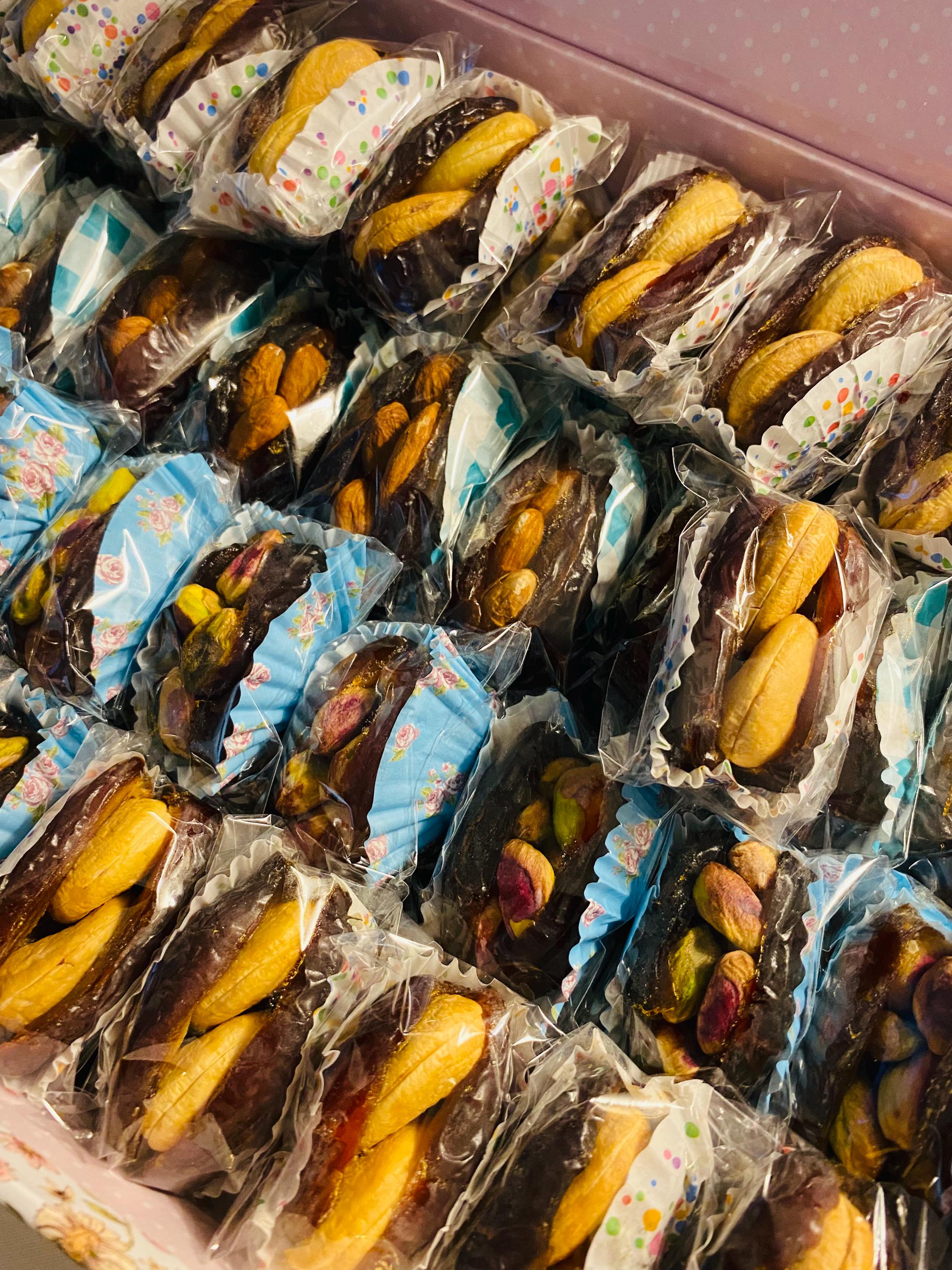 Palestinian Medjool Dates Gift Box: Stuffed with Nuts & Dried Fruits
