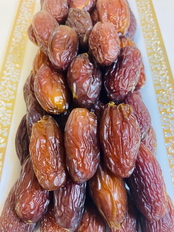 Authentic Palestinian Medjool Dates (5 lb) - Fresh Harvest, Rich Flavor, Large, Soft Texture, Naturally Sweet, Individually Wrapped