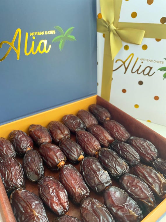 Palestinian Medjool Dates (2 lb): Fresh, Sweet & Unpressed