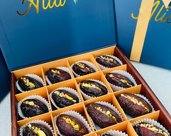 Dates stuffed with chopped nuts, Enjoy hand-stuffed dates, an assortment of nuts, healthy snack, vegan, (16 pieces), a gift for loved ones.