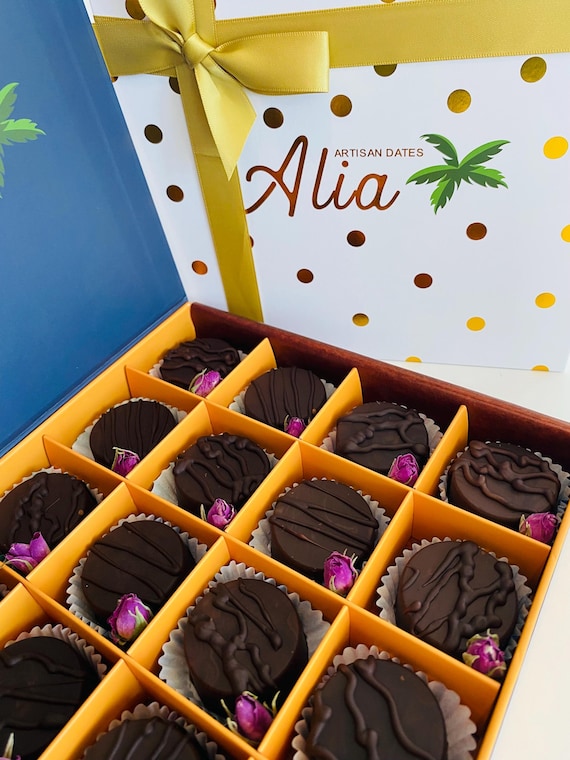 Premium Medjool date paste mixed with nuts dipped in chocolate, Gourmet Treat, Handmade, Natural Sweet, Vegan Dessert sweet, Gift Box Ready