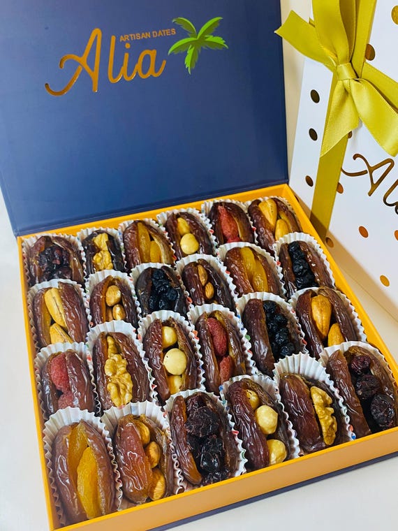 Individually Wrapped Medjool Dates Gift Box – 24 Stuffed Pieces with Premium Nuts & Dried Fruit