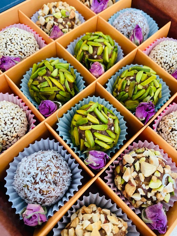 Medjool Dates mixed with Nuts, energy food, hand crafted, sweet flavor,Vegetarian, gluten free, rich in fiber, (16 Pieces), The Best Gift.