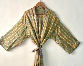 Reine Seide Kimono Kleid, indische Seide Robe, Boho Hippie Kimono, Strand Kimono Robe, Frauen Vintage Kimono, Jahrestag Geschenk, Vintage Strickjacke Robe / A38