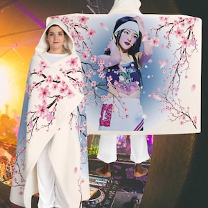 Kiss of Life Haneul Hooded Fleece Blanket | Kissy | Julie | Natty | Belle | Kpop | Gift | K-pop | Flag-like | Banner | Fan-made | Comfy