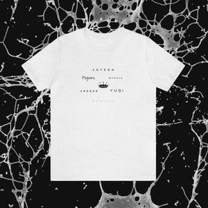 I-DLE Shirt | Neverland | Kpop | Merch | Miyeon | Minnie | Soyeon | Yuqi | Shuhua | QueenCard | Soojin | Gift | K-pop | Unisex | Tees | Art