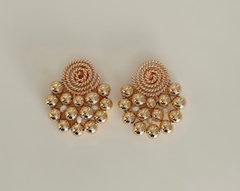 Handmade Gold Bead Statement Ohrringe: 14K Gold Plated, 34 mm