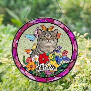 Custom Cat Portrait Suncatcher – Personalized Pet Memorial Gift – Stained Glass Style Window Hanging with Pet Name, Gift for Pet Lovers