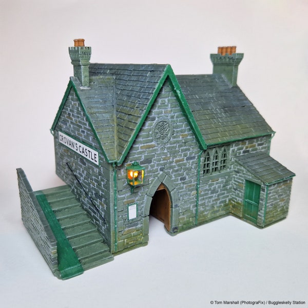 Crovan's Castle Station - N, TT, TT3, OO & O Gauge - Model Railway Railroad Station Church Style Building - Resin 3D Printed