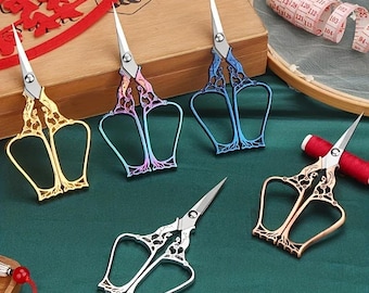 4 Stück Vintage Pflaumenblüte Stickschere, Retro Edelstahl Fadenschere für Nähen, Handarbeiten & Basteln