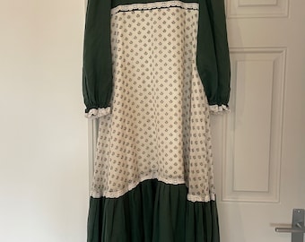 Vintage 1970s pinafore cotton prairie dress