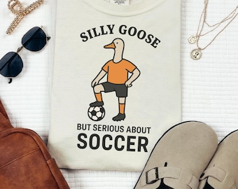 Lustiges Fußball Unisex T-Shirt, Sportkleidung, athletisches T-Shirt, Fußball Mama Papa Geschenk, Fußballspieler Shirt, Fußballfan Merch