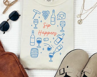 面白いワインTシャツ「Sip Happens」、ユニセックスコットンTシャツ、ソフトなガーメントダイ生地、サイズS～4XL、ワイン愛好家へのギフト