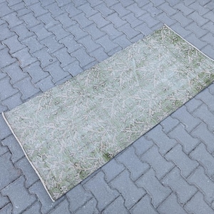 Vintage Turkish Rug Runner: Floral Oushak Wool Rug, 2.5x6