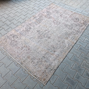 5x7 Rug Muted, Living room Rug, Vintage Turkish Rug, Faded Tribal Style, Boho Oushak Rug, Wool Area Rug With Floral Design, Rustic Decor Rug