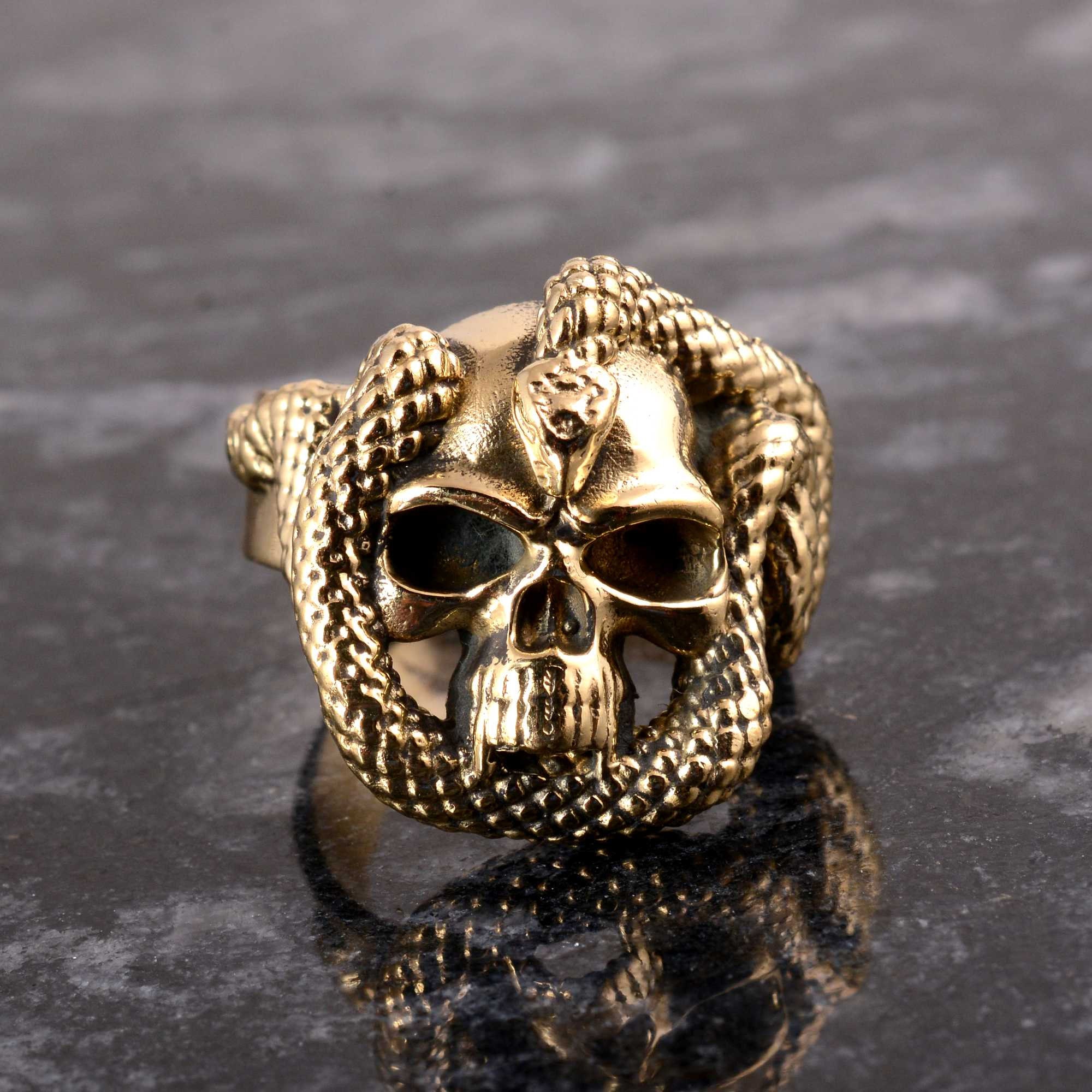 Rings with skulls best sale