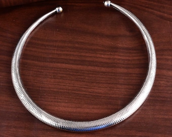 Chunky Hammered  Silver Choker Necklace , Thick Torque Necklace , Brutalist gothic Style Jewellery